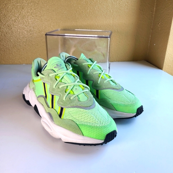 Adidas Ozweego Glow Green - Men Size 10.5 - Picture 7 of 10